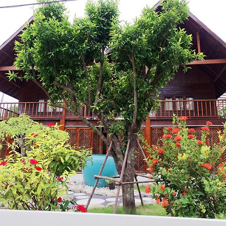 Leeloo Paradise Khanom Dış mekan fotoğraf