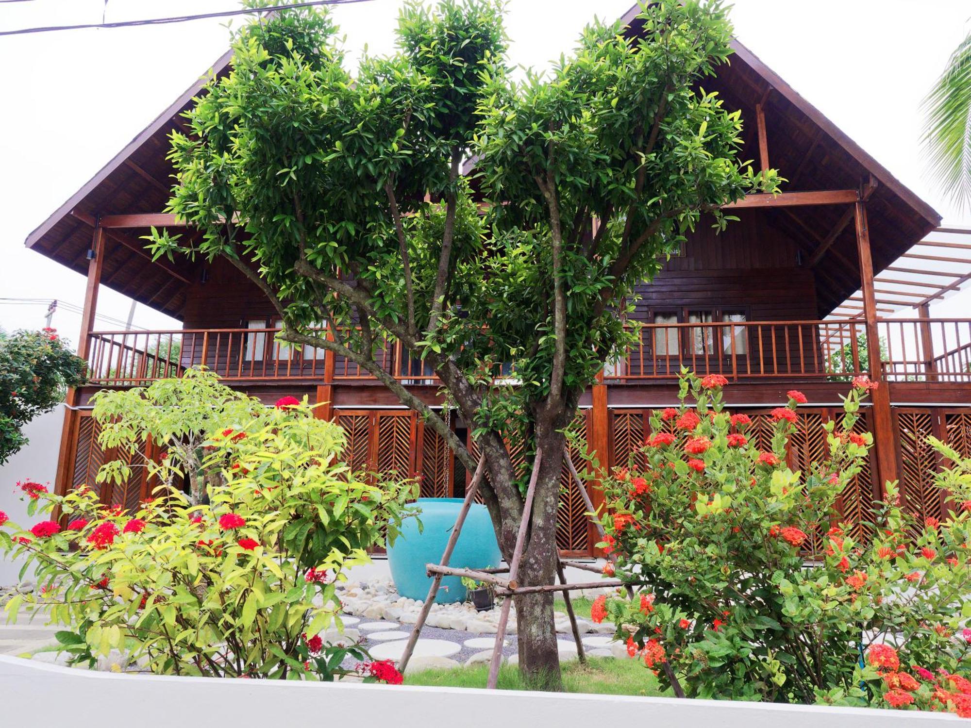 Leeloo Paradise Khanom Dış mekan fotoğraf